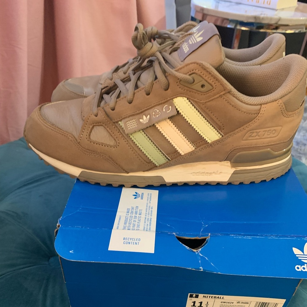 Men’s Adidas